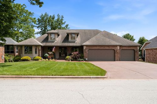 4227 Greenbriar Dr, Nixa, MO, 65714-8132 | Card Image