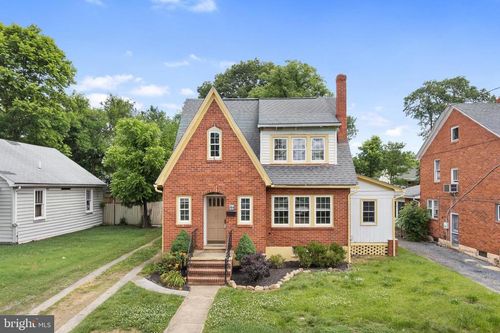 564 Orchard St, STRASBURG, VA, 22657-2007 | Card Image