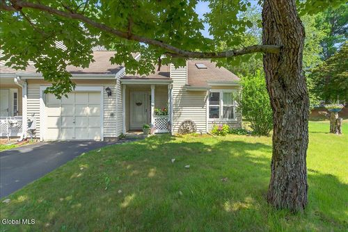 21 Cobble Ct, Clifton Park, NY, 12065-6641 | Card Image
