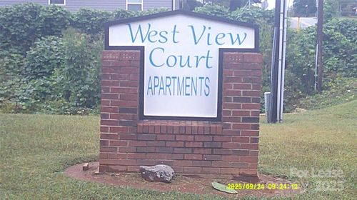 1326 7th Ave Sw, Hickory, NC, 28602-3113 | Card Image