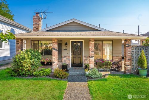 2323 Oakes Avenue, Everett, WA, 98201 | Card Image