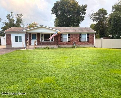 5710 Locust Way, Louisville, KY, 40229-2315 | Card Image