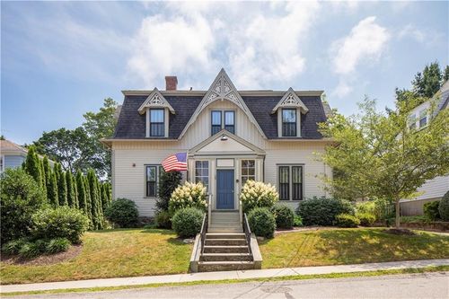 apt-2l-29 Champlin St, Newport, RI, 02840-2887 | Card Image