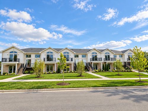 645 Ruby St, Crystal Lake, IL, 60014-2473 | Card Image