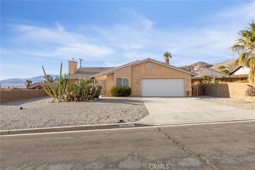 9551 San Rafael Dr, Desert Hot Springs, CA, 92240-1819 | Card Image