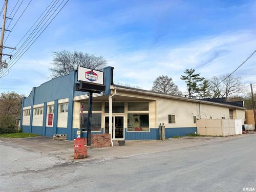 200 Ne Front St, Dongola, IL, 62926 | Card Image