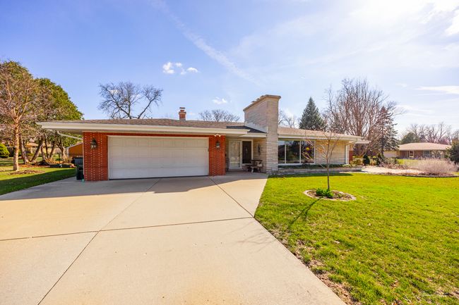 3012 38 Th St, House other with 3 bedrooms, 4 bathrooms and 2 parking in Oak Brook IL | Image 4