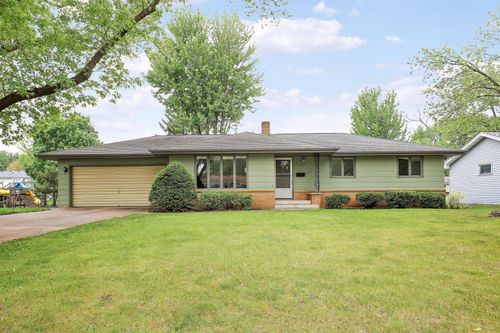 1044 Scott Street S, Shakopee, MN, 55379 | Card Image
