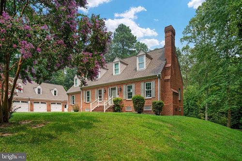 120 Lacy Ln, Bowling Green, VA, 22427-9309 | Card Image