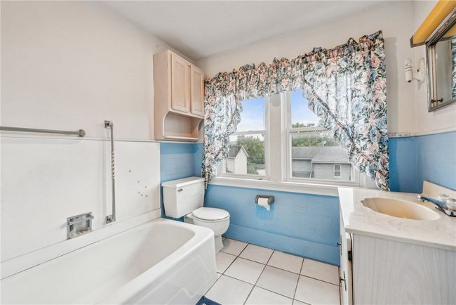 524 N Walnut St, House other with 2 bedrooms, 3 bathrooms and 3 parking in Blairsville PA | Image 14