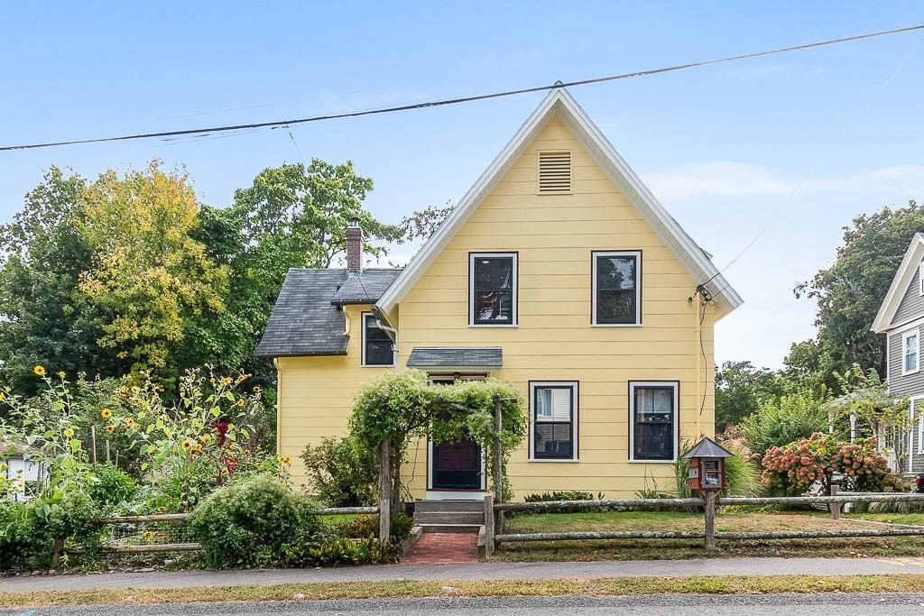 Clark St, Dedham, MA 02026