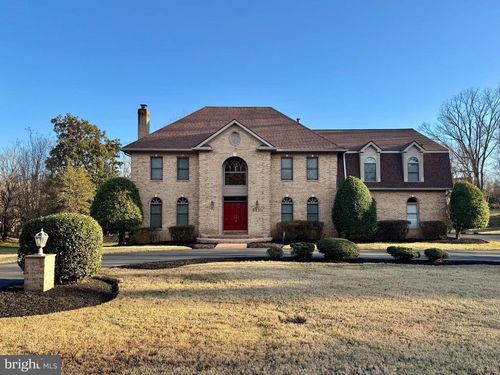 8951 Brook Rd, MCLEAN, VA, 22102-1534 | Card Image