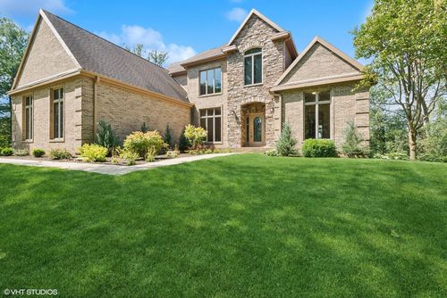 2890 Bridle Ct, Lake Geneva, WI, 53147-5500 | Card Image