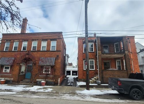 apt-4-1949 Coltman Rd, Cleveland, OH, 44106-1986 | Card Image