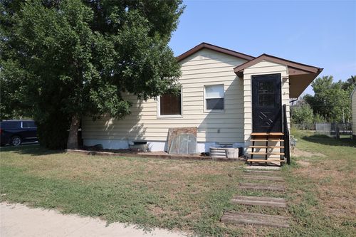 676 Hill Ave, Shelby, MT, 59474-1629 | Card Image