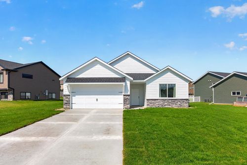 1792 Brandt Dr Ne, Byron, MN, 55920-1653 | Card Image