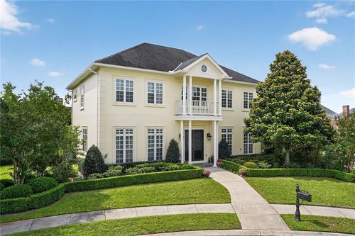 10 New Basin Way, New Orleans, LA, 70124-2496 | Card Image