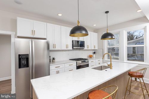 7701 Old Harford Rd, Parkville, MD, 21234-6312 | Card Image