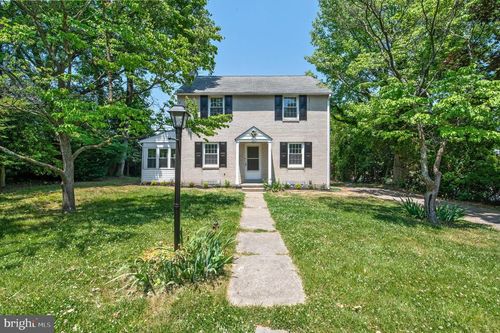 3731 School Ln, NEWTOWN SQUARE, PA, 19073-3204 | Card Image