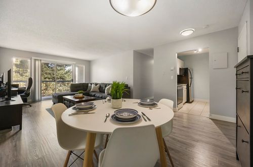 312-5700 200 St, Langley, BC, V3A7S6 | Card Image