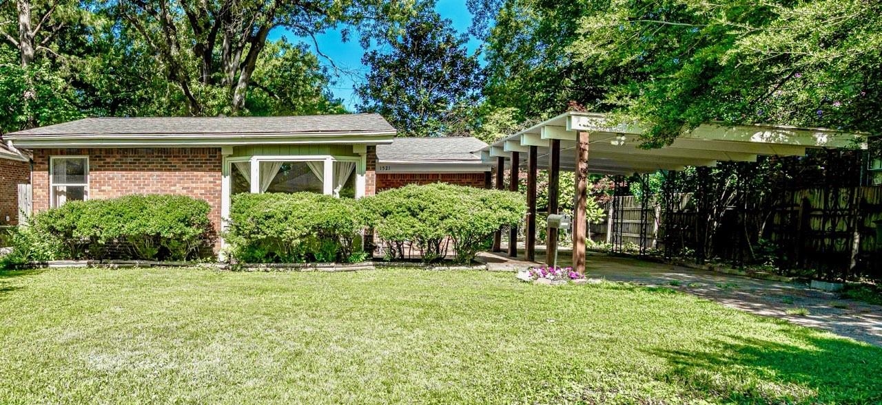 Delmont Rd, Memphis, TN 38117