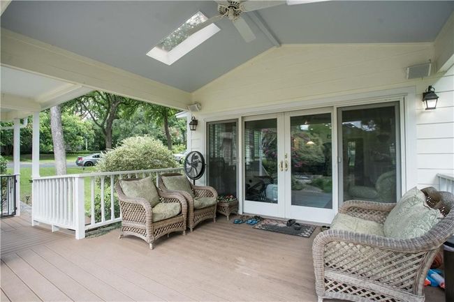 2203 Griswold Ln, House other with 4 bedrooms, 4 bathrooms and 4 parking in Austin TX | Image 25