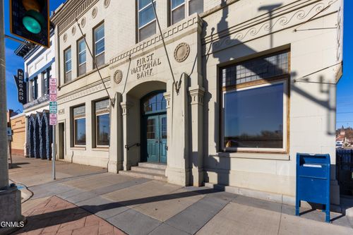 100 W Main St, Mandan, ND, 58554-3140 | Card Image