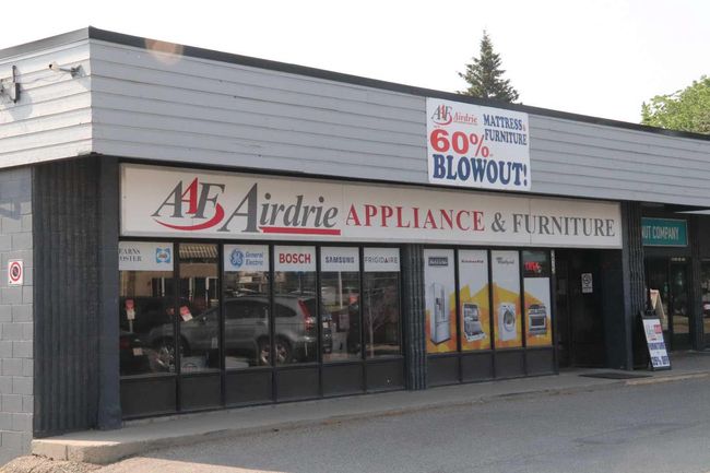 1 - 213 Main Street N, Home with 0 bedrooms, 0 bathrooms and 15 parking in Airdrie AB | Image 6