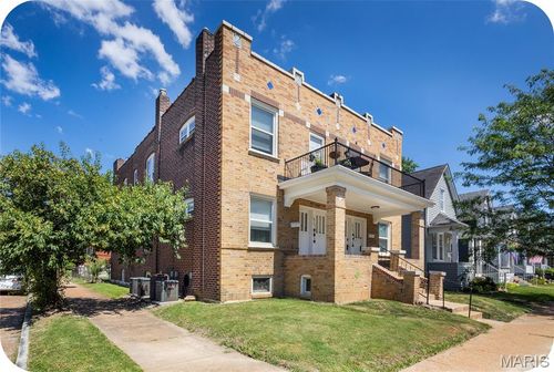 4763 Goethe Ave, Saint Louis, MO, 63116-1202 | Card Image