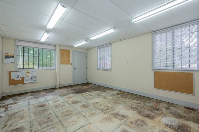 3381 208 St, House other with 3 bedrooms, 2 bathrooms and 9 parking in Langley BC | Image 33
