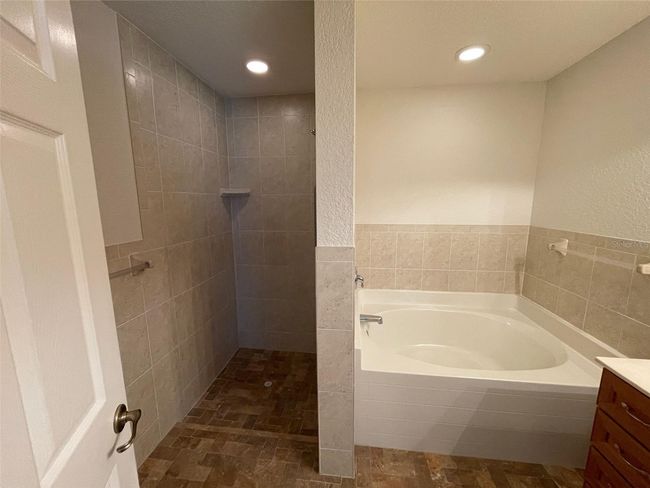 2443 Lake View Blvd, House other with 3 bedrooms, 2 bathrooms and null parking in PORT CHARLOTTE FL | Image 19