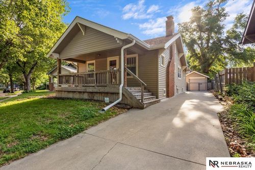 2010 Jefferson Avenue, Lincoln, NE, 68502 | Card Image