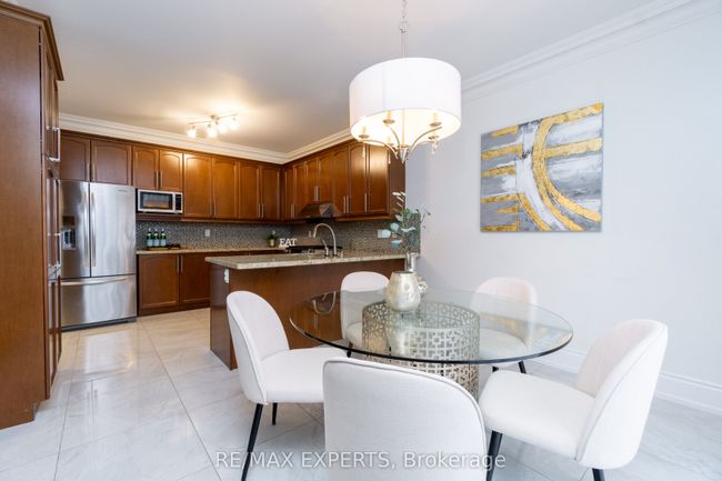 60 Crystalhill Dr, House other with 6 bedrooms, 5 bathrooms and 4 parking in Brampton ON | Image 12
