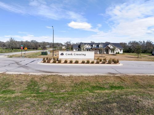 10704 Harvey Ranch Rd, College Station, TX, 77845-2242 | Card Image