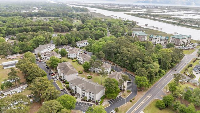 701 - 908 Resort Cir, Condo with 3 bedrooms, 2 bathrooms and 2 parking in Sunset Beach NC | Image 25