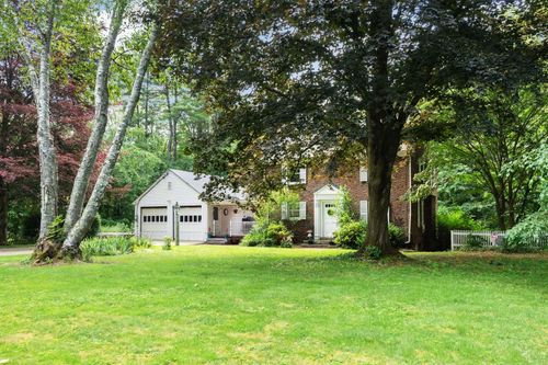 48 Pleasant St, Epping, NH, 03042-3519 | Card Image