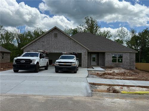 67 W Watson Ln, Farmington, AR, 72730-2803 | Card Image