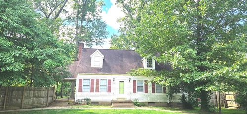 2883 S Illinois Avenue, Carbondale, IL, 62903 | Card Image