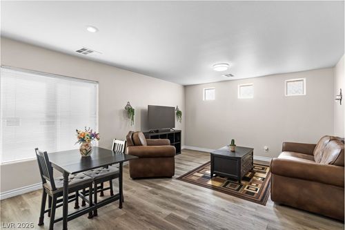 6307 Petron Ct, Las Vegas, NV, 89139-5471 | Card Image