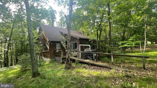 807 Feller Dr, Levels, WV, 25431-3847 | Card Image