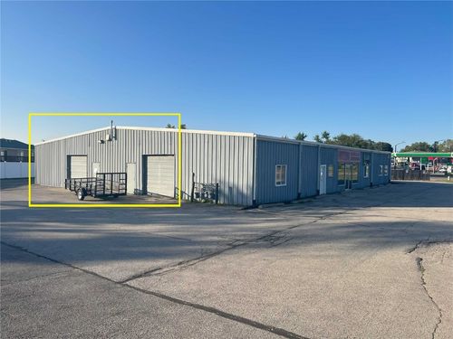 ste-4-1040 E Post Rd, Marion, IA, 52302-5200 | Card Image