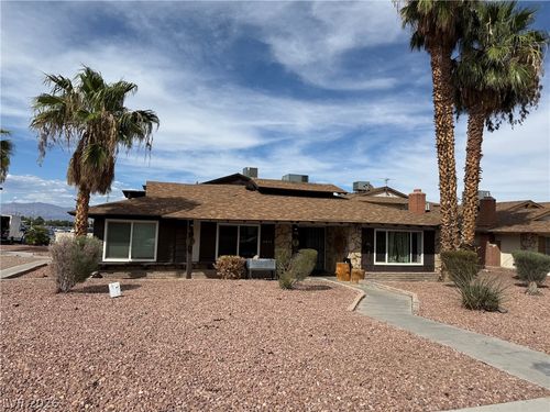 2876 Klinger Cir, Las Vegas, NV, 89121-1061 | Card Image