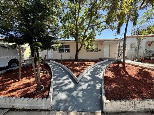 2142-2142 Nw 1st St, Miami, FL, 33125-5314 | Card Image