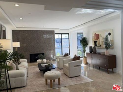 306-125 N Gale Dr, Beverly Hills, CA, 90211 | Card Image