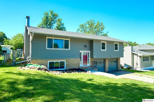 8523 Orchard Avenue, Omaha, NE, 68127 | Card Image