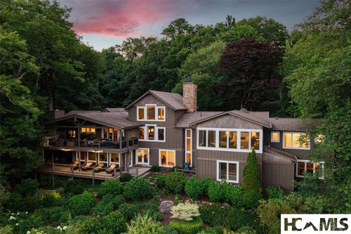 653 Country Club Dr, Highlands, NC, 28741-7332 | Card Image
