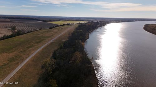 72 Loyd Rd, Beulah, MS, 38726 | Card Image