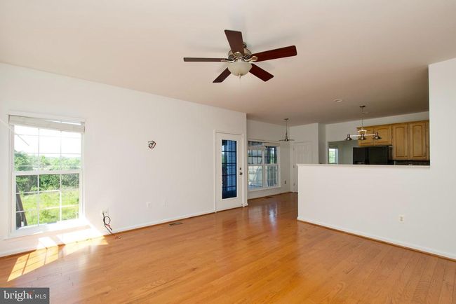 17528 October Glory Loop, House other with 4 bedrooms, 5 bathrooms and null parking in DUMFRIES VA | Image 16