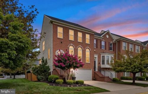 19217 Kepharts Mill Ter, LEESBURG, VA, 20176-3863 | Card Image