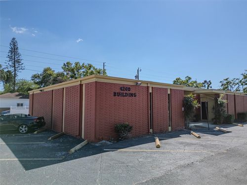 4200 Central Ave, St Petersburg, FL, 33711-1140 | Card Image